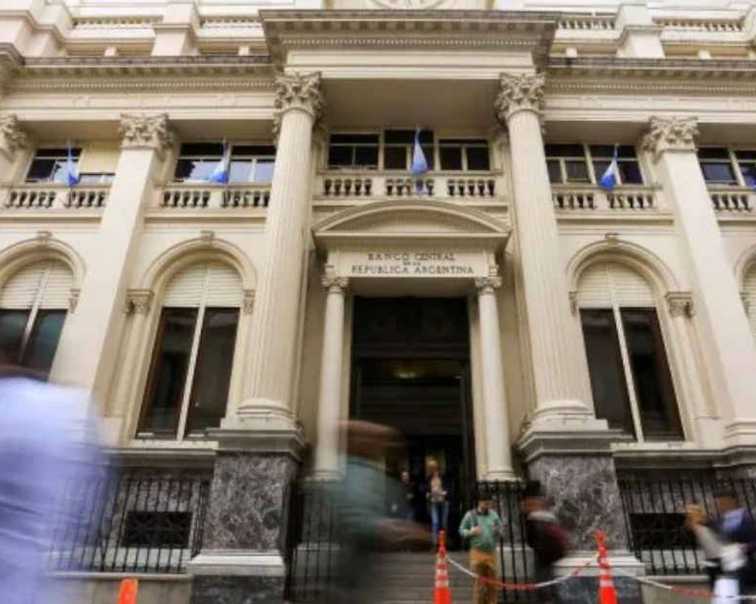 Milei enfatizó su intención de reformar la carta orgánica para que el Central no emita más ni financie al fisco
