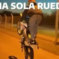 Inhabilitaron la licencia a un motociclista hasta 2099 por realizar maniobras peligrosas en la provincia de Buenos Aires