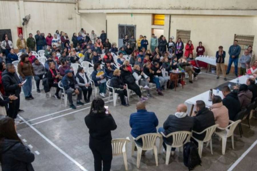 El Municipio de la Capital afianza su presencia en los barrios tras un encuentro con vecinos de Villa Cubas