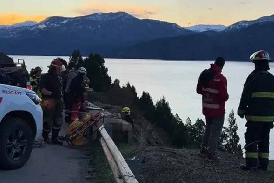 Tragedia en San Martín de Los Andes: un hombre murió tras caer con su auto al Lago Lácar