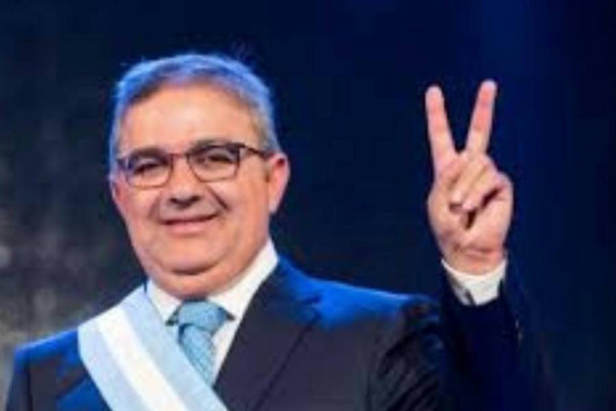 Raúl Jalil se reúne con Massa?