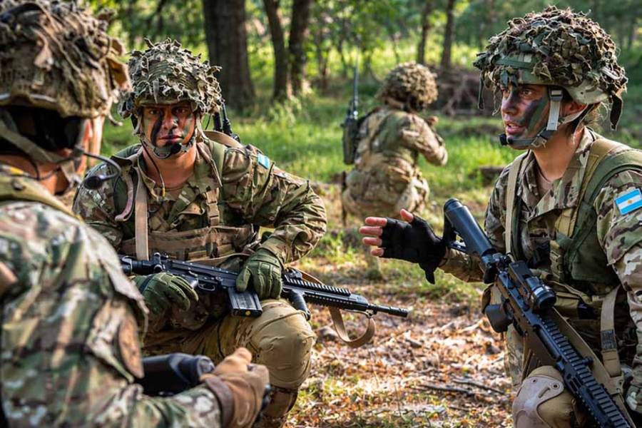 Aumento para militares: cuánto subirán los salarios de las Fuerzas Armadas en el último tramo del año