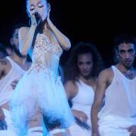 El triste momento de Ariana Grande: se despide de los escenarios entre lágrimas
