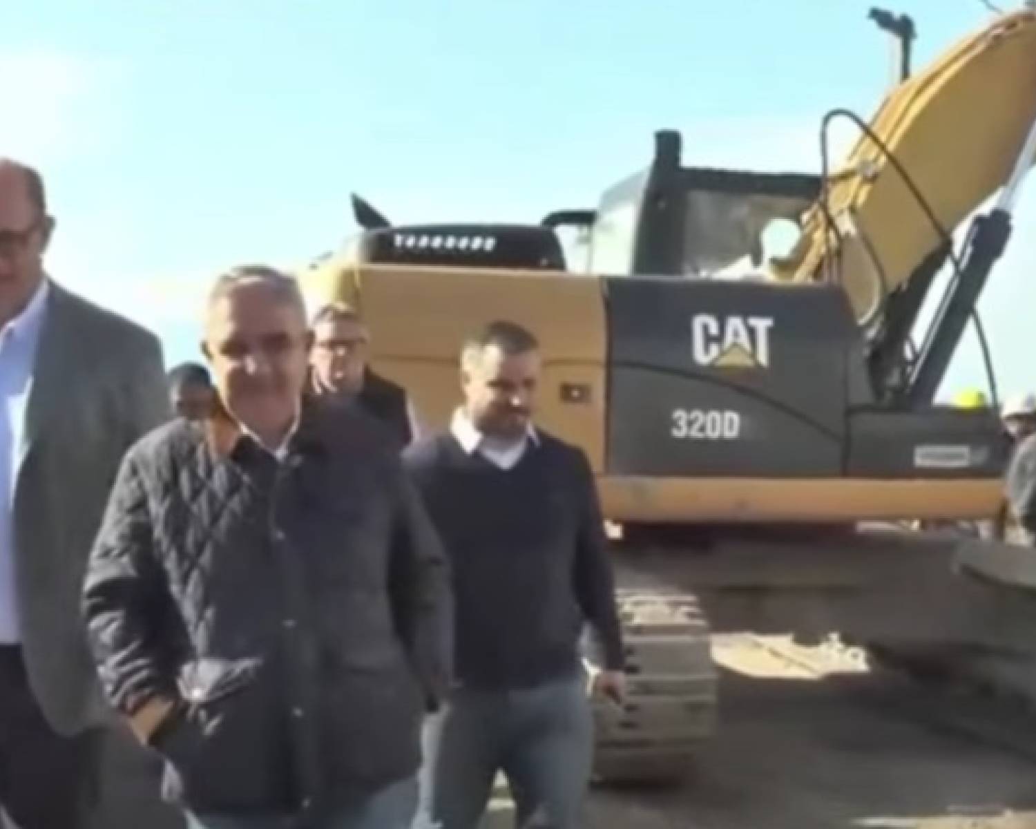 Raúl Jalil supervisó la construcción del nuevo puente de El Pantanillo
