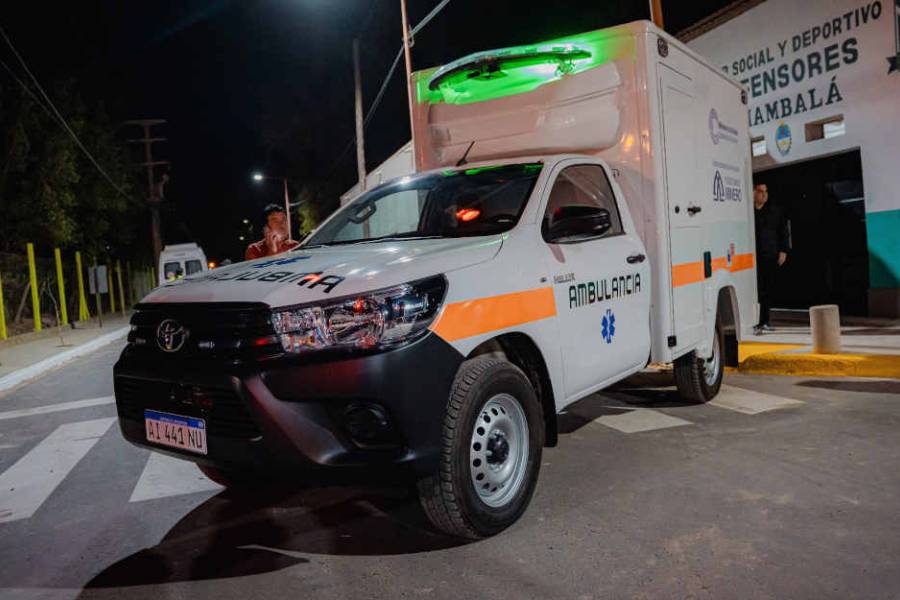 Con aportes de la minería, el Ejecutivo entregó equipamiento médico de alta tecnología en Fiambalá