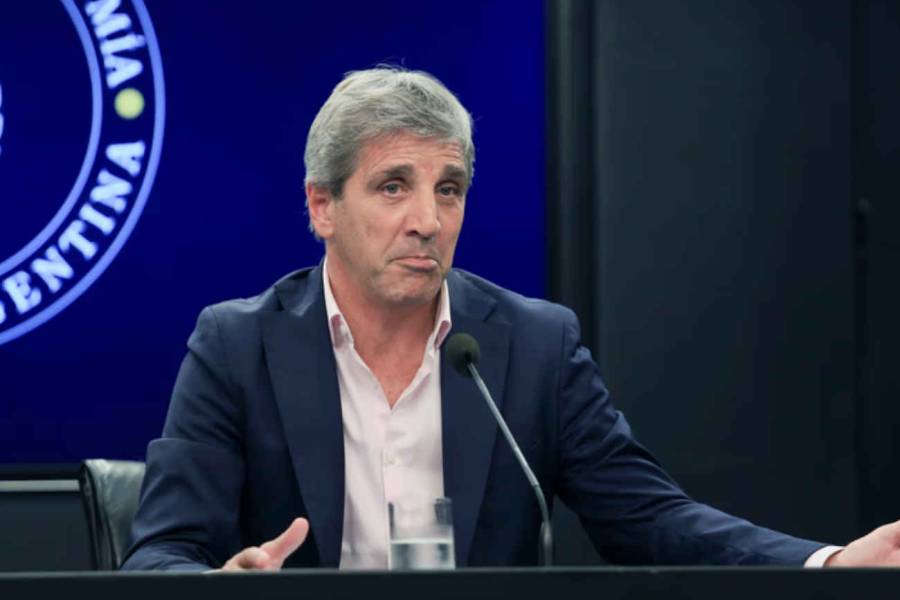 Caputo, sobre el apoyo de Bessent: “No hay que saber de economía, es sentido común”
