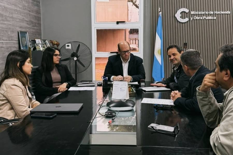 Ejecutivo provincial y MARA firmaron tres acuerdos para el oeste catamarqueño