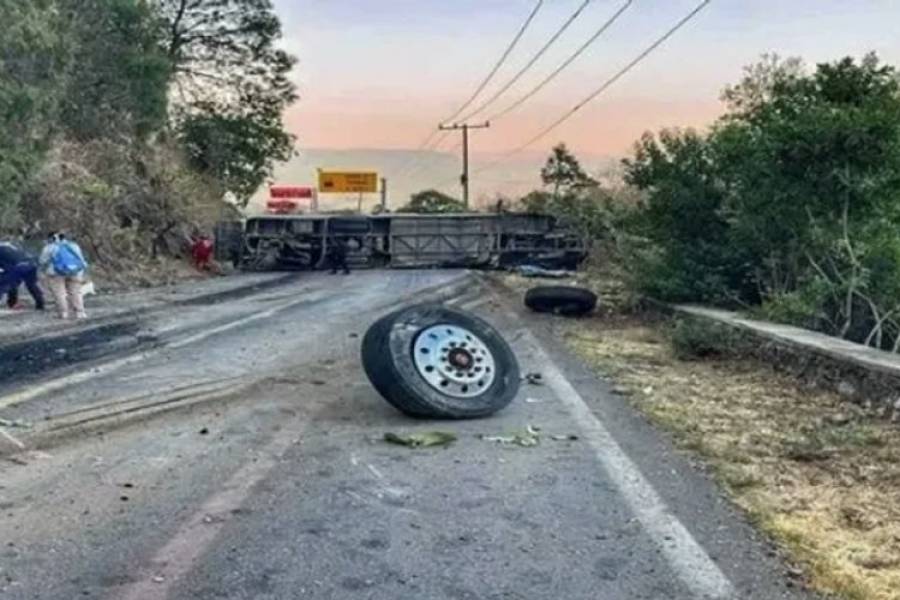 Un accidente vial en México deja al menos 18 muertos y 32 heridos